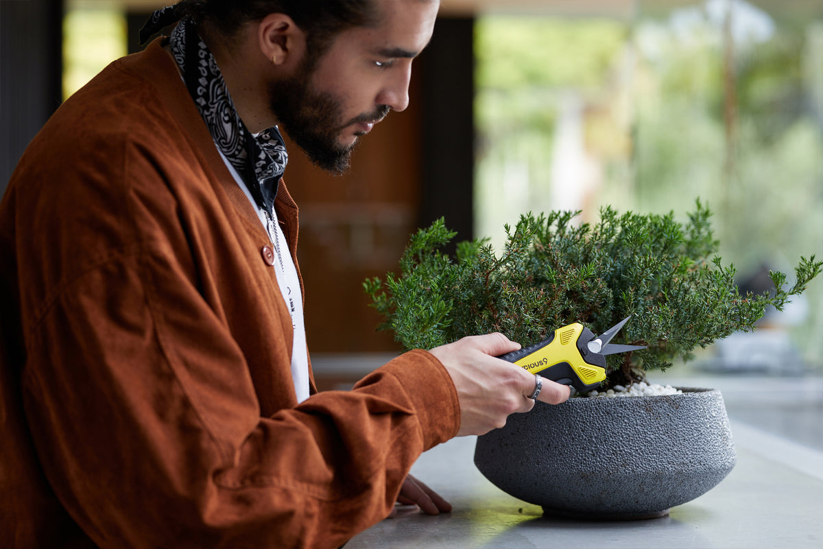 TrimCraft9 Precision Automatic Trimming Scissor